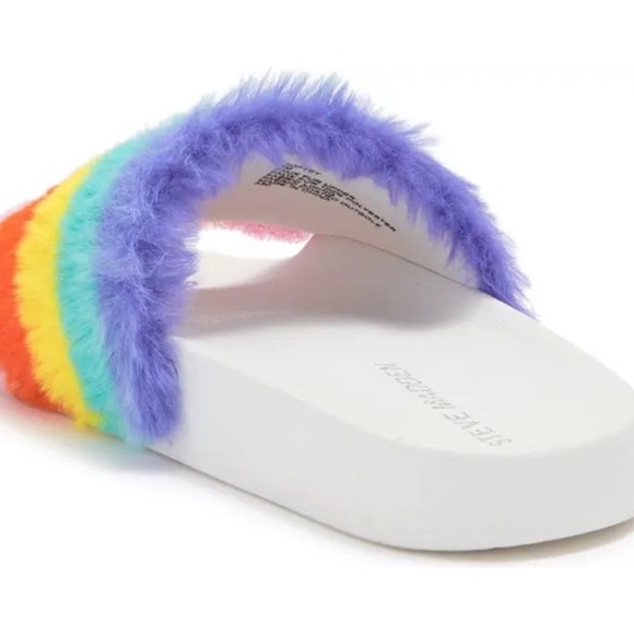 STEVE MADDEN SOPHLYN FUZZY RAINBOW SLIDES SANDALS 7 - Picture 2 of 10